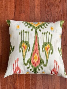 Ikat Design Throw Pillow